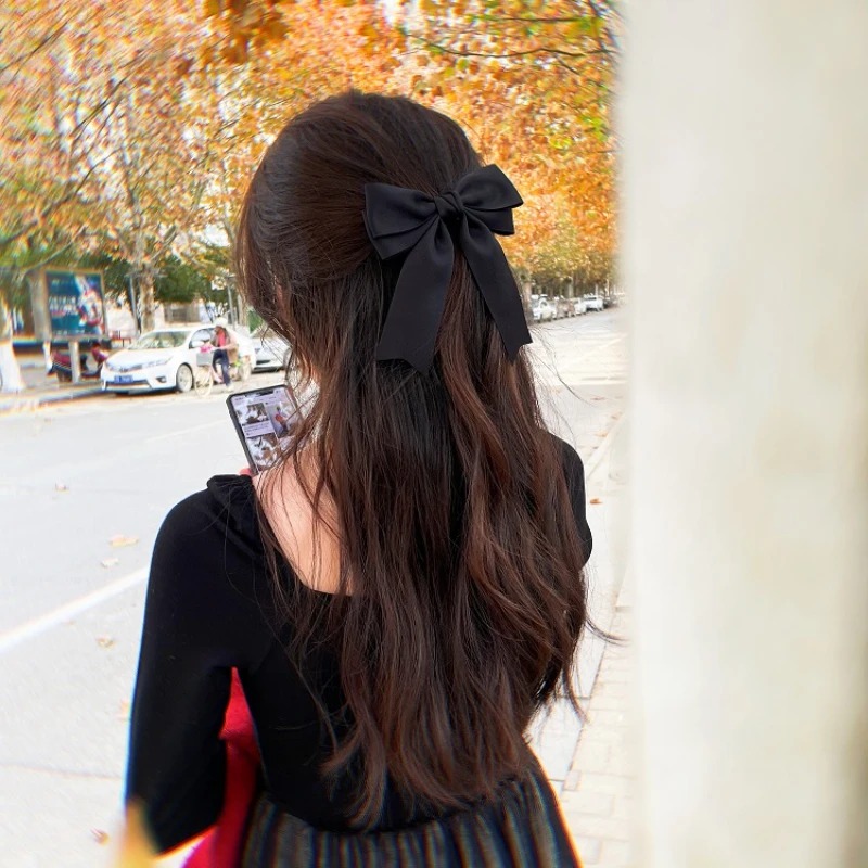 Elegancka, jednokolorowa czarn – Ribbon Bow Gift recenzja i cena