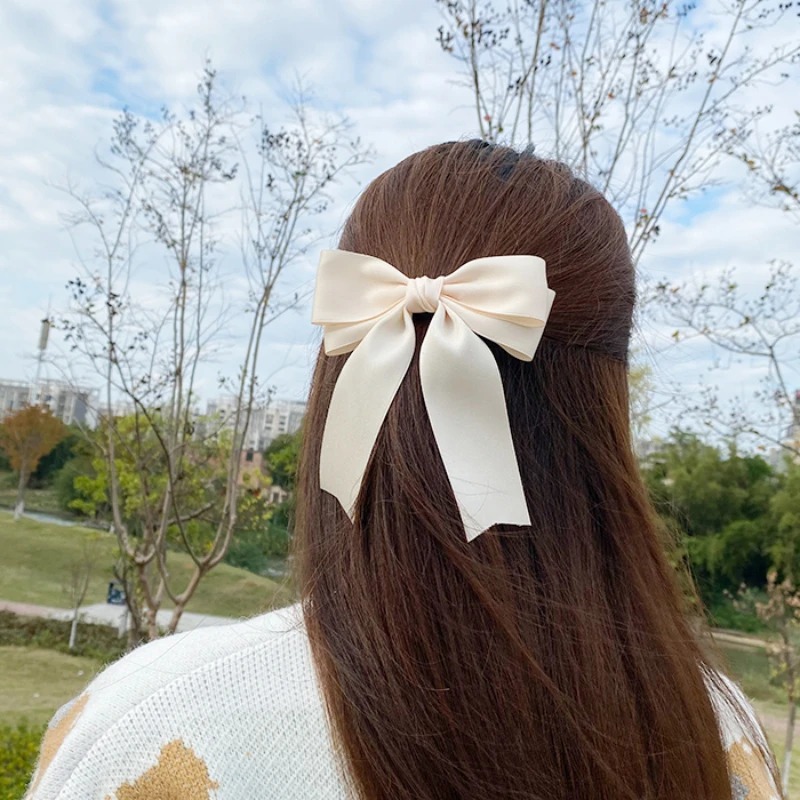 Elegancka, jednokolorowa czarn – Ribbon Bow Gift recenzja i cena