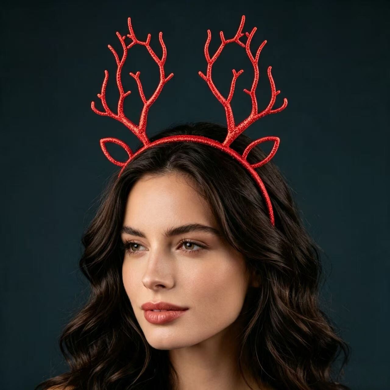Świąteczna opaska na głowę z b – Reindeer Antlers Headband recenzja i cena